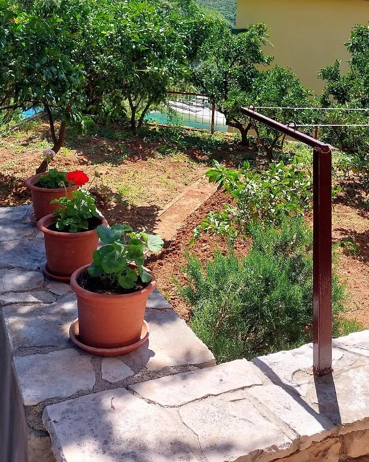 Tangerine Apartment Rabac
