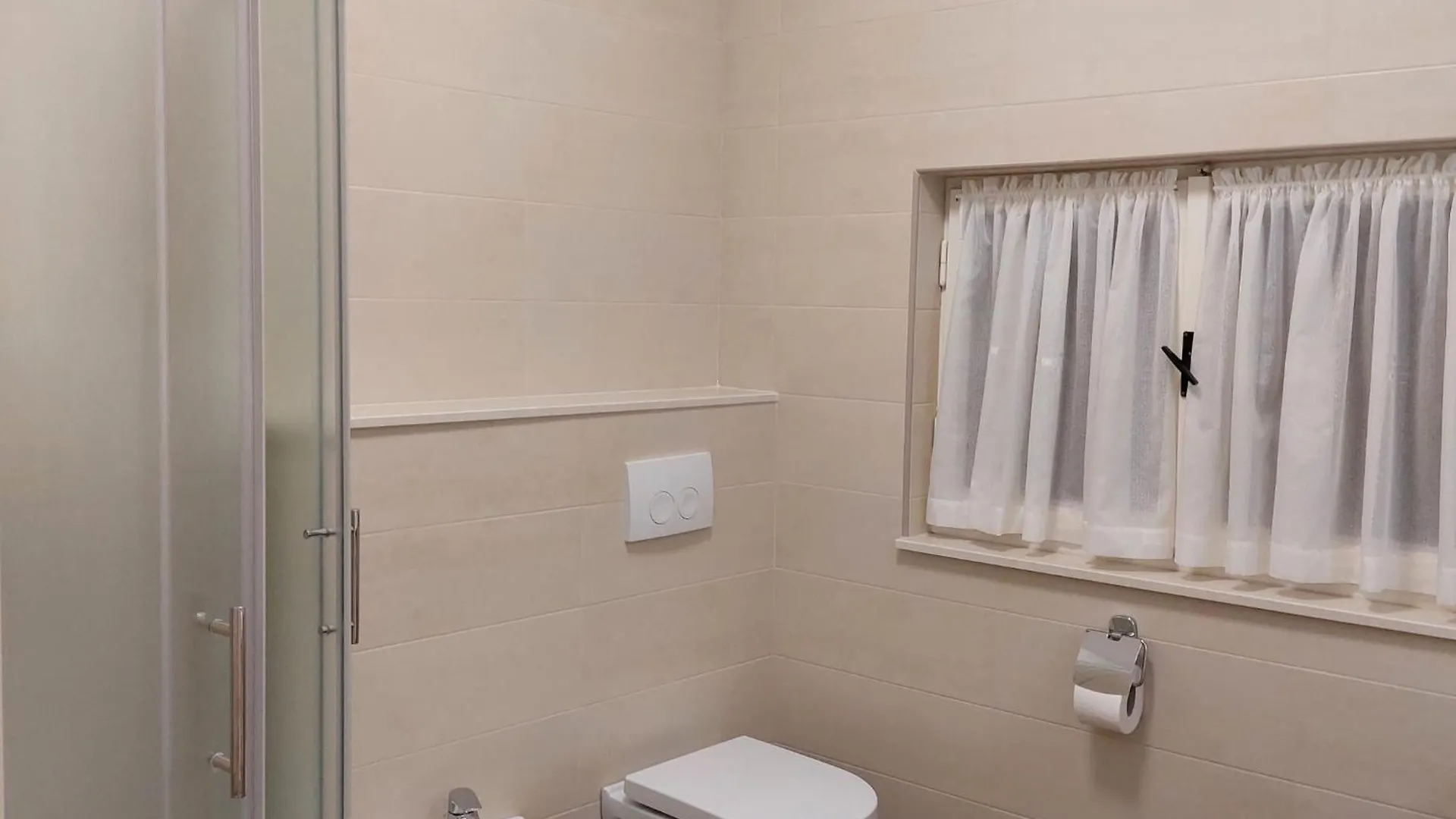 Tangerine Apartment Rabac